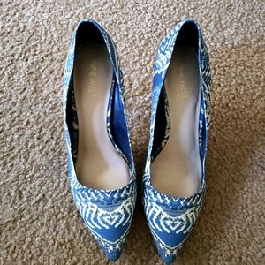 Blue and White pumps